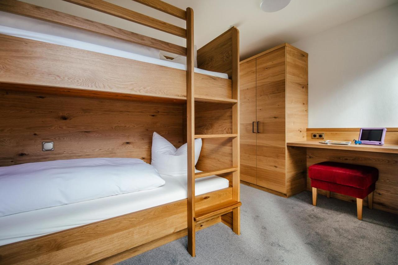 Hotel Alpenstueble Appartements Mittelberg Eksteriør billede