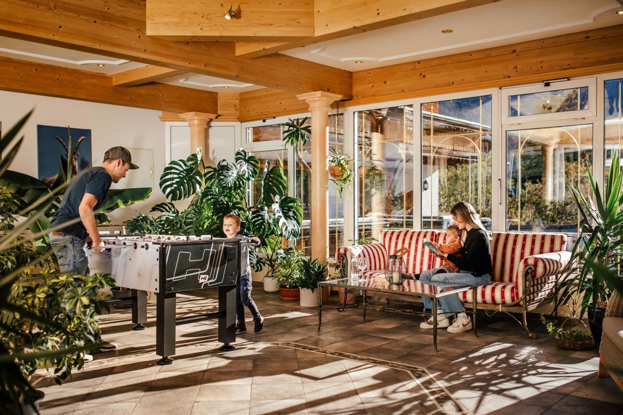 Hotel Alpenstueble Appartements Mittelberg Eksteriør billede